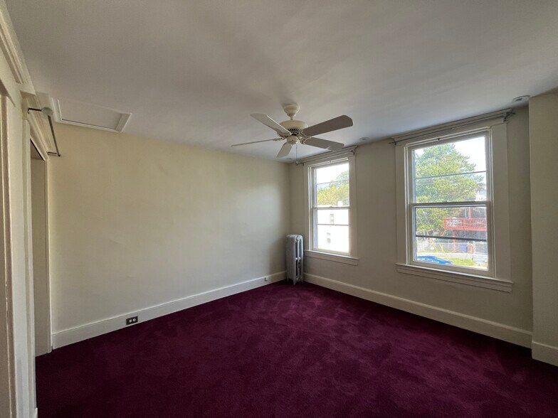 Main Bedroom - 915 W 33rd St