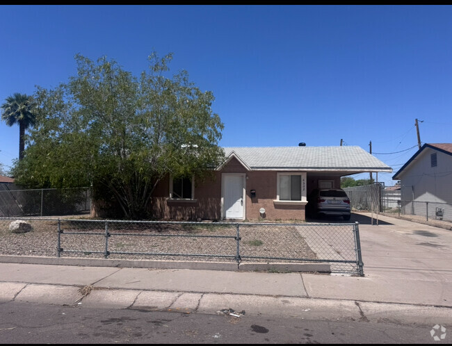 Building Photo - 6302 N 61st Ave