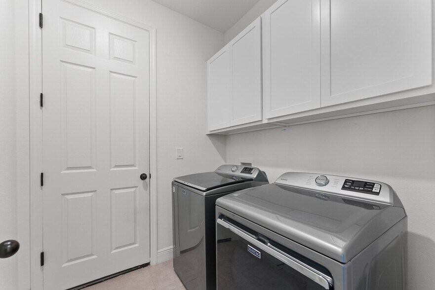 Building Photo - 7322 34th Ct E