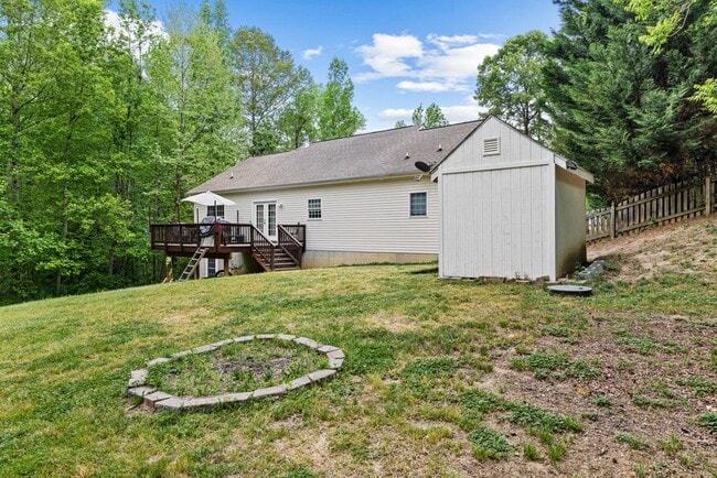 Building Photo - 7386 Monroe Dr