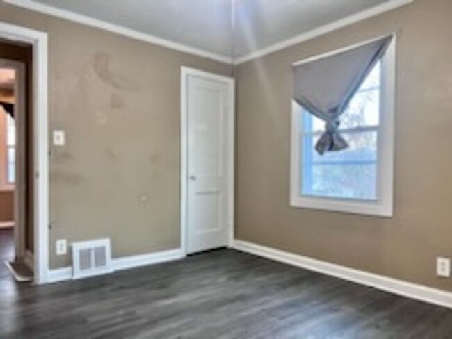 Building Photo - 3 BEDROOM 2 BATH HOUSE IN RAYTOWN SCHOOL D...