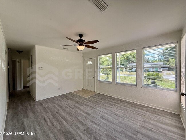 Building Photo - 4623 Suffolk Ave