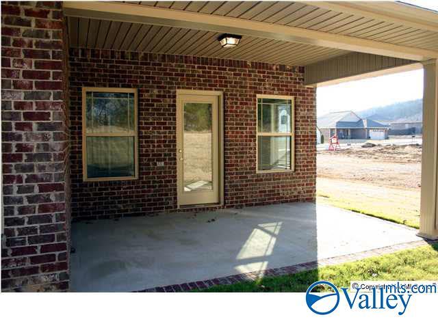 Building Photo - 2916 Pasture View Lane Southeast