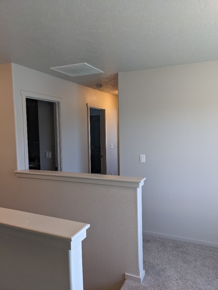 Building Photo - 5814 Sidon Ln