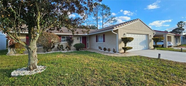 Building Photo - 10123 Fairtree Ln