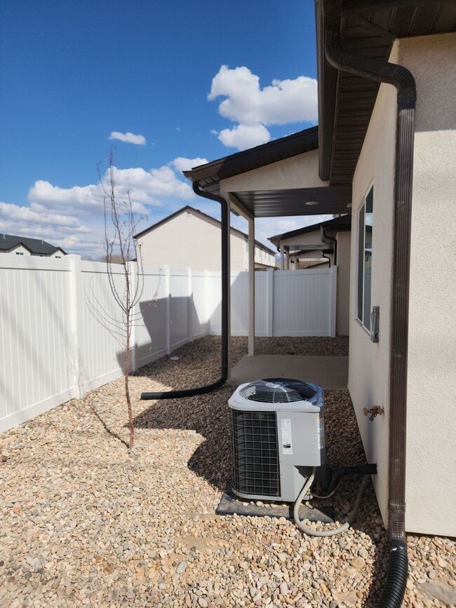 Building Photo - 4283 Hwy 56