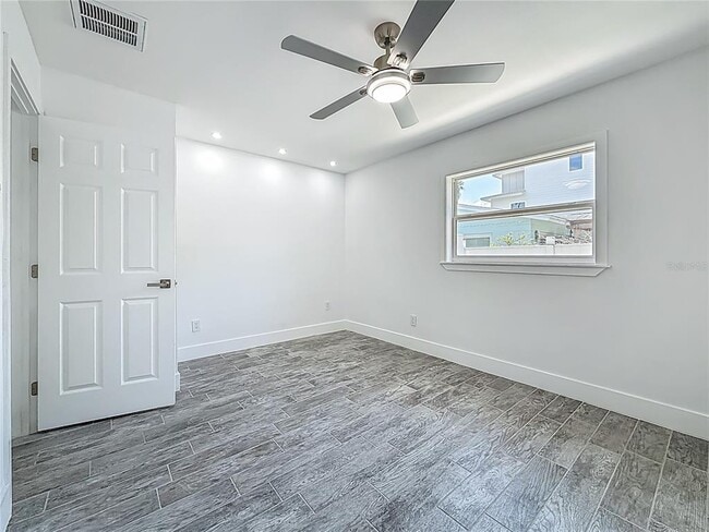 Building Photo - 3768 Arkansas Ave NE