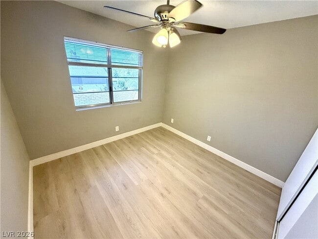 Building Photo - 6990 Paddington Way