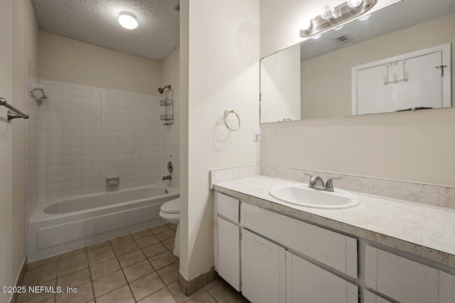 Building Photo - 1852 Willowood Dr