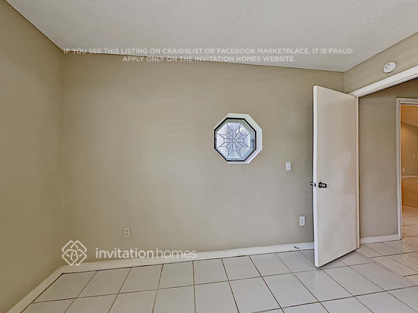 Building Photo - 13048 Meadowbreeze Dr