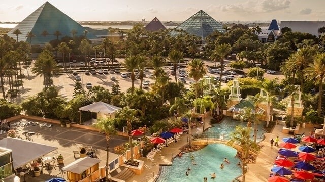 Building Photo - 17 Manor Way