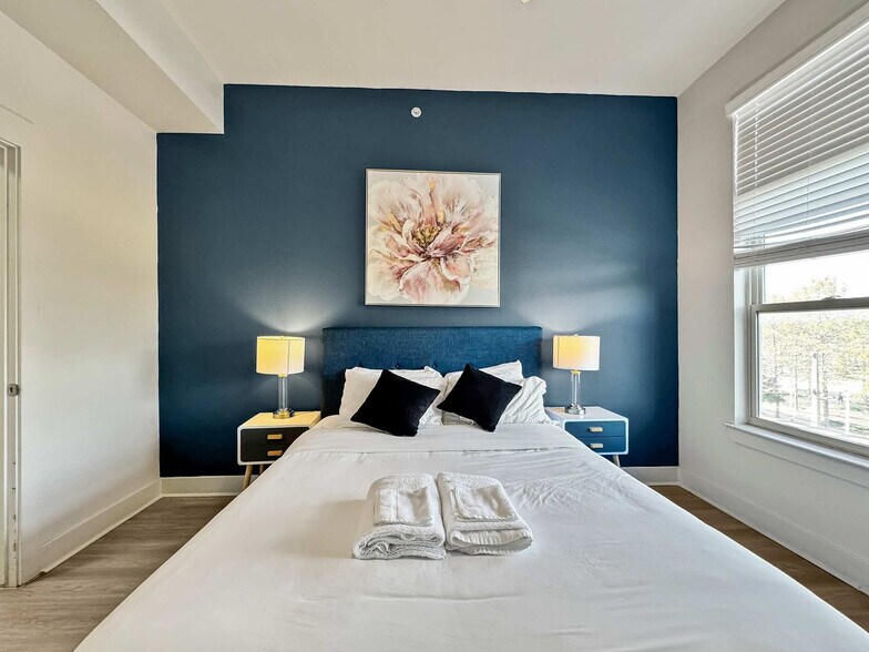 Building Photo - 2916 Indiana St