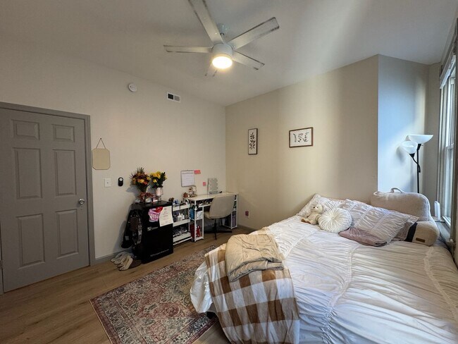 Building Photo - 308 Klotter Ave