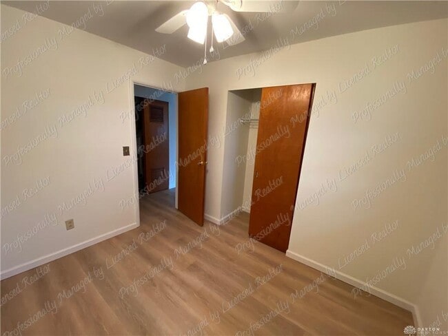 Building Photo - 563 Buttercup Ave