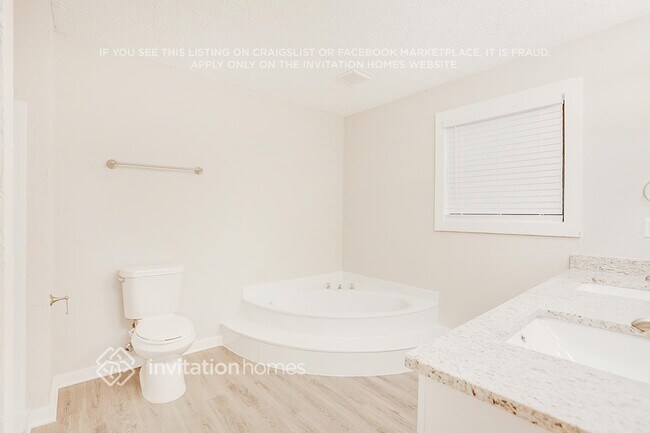 Building Photo - 1470 Bentcreek Dr