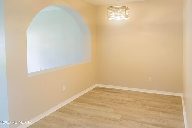 Building Photo - 258 Beech Brook St