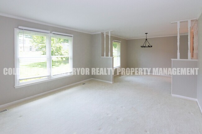 Building Photo - 211 Sandpiper Ln