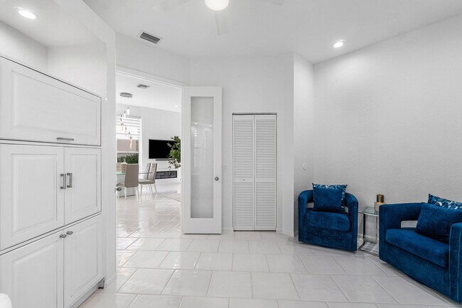 Building Photo - 2412 NW 67th St