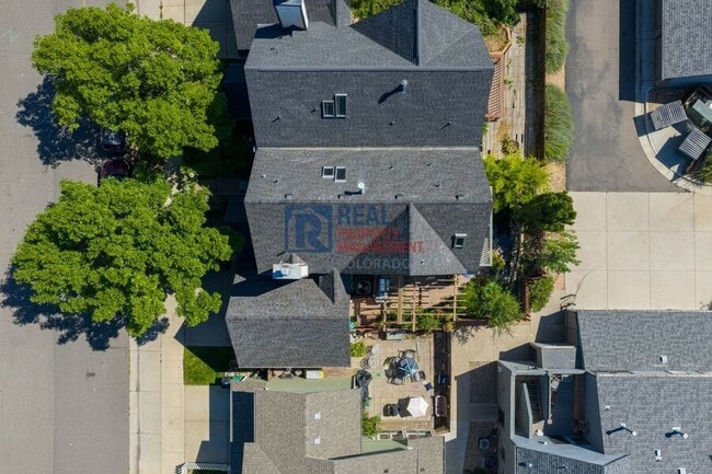 Building Photo - 88 W Irvington Pl