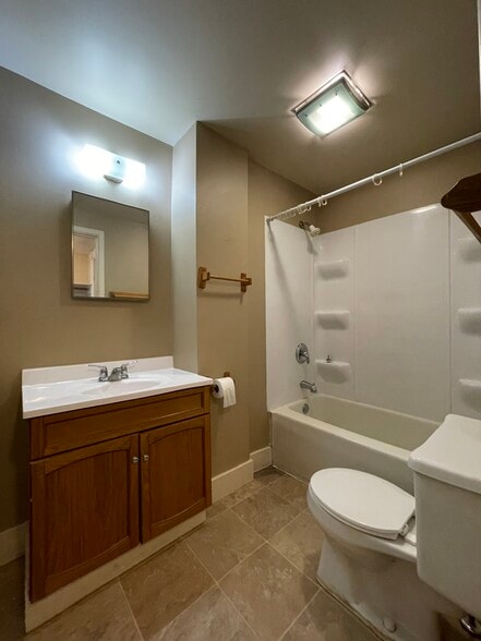 Bathroom - 1023 E Grand Ave