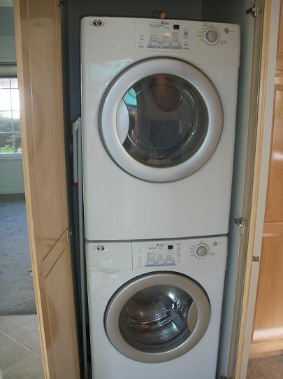 Building Photo - Adorable Upgraded Condo Near Downtown