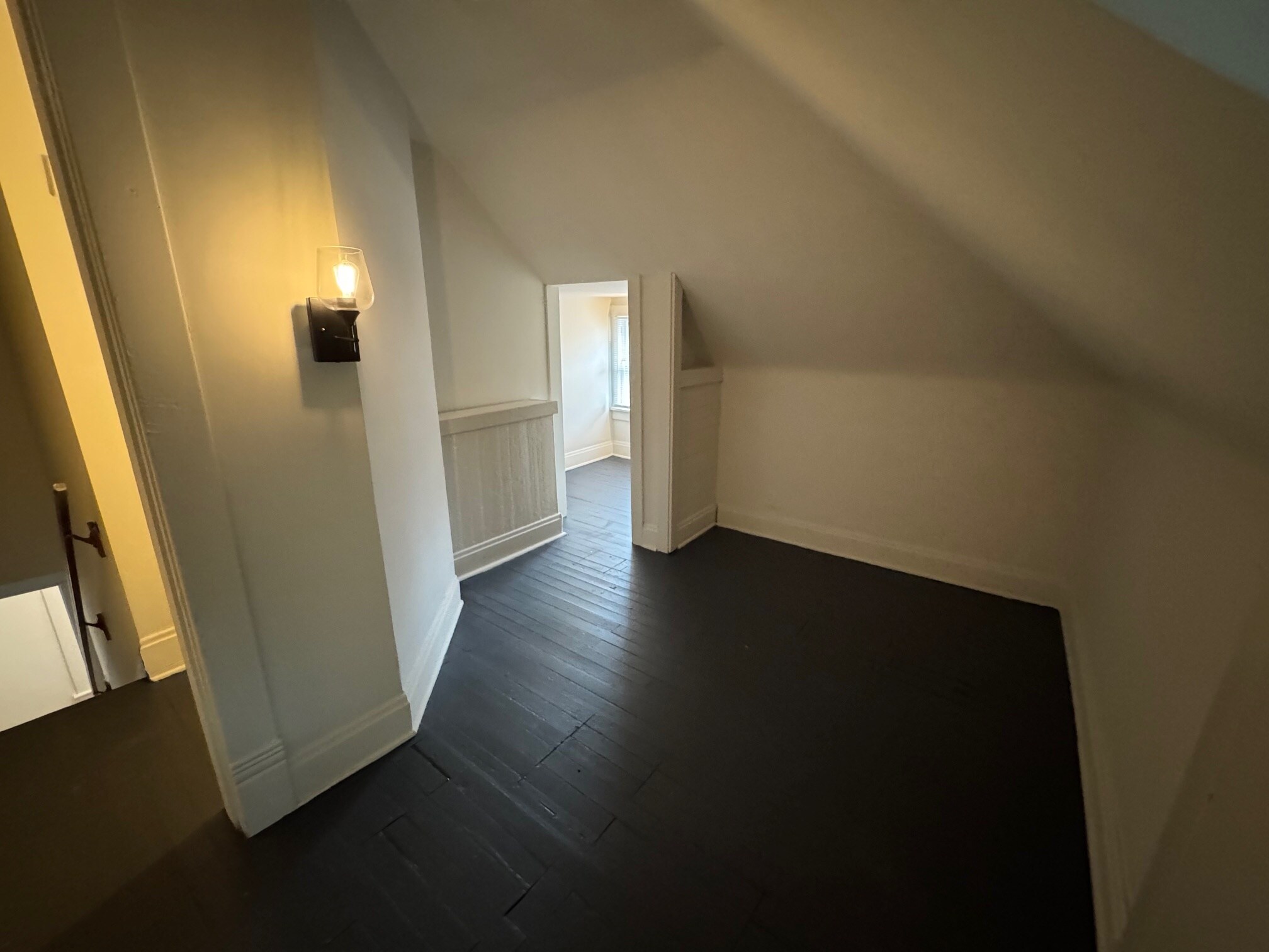 3rd floor - 1212 Dennison Ave