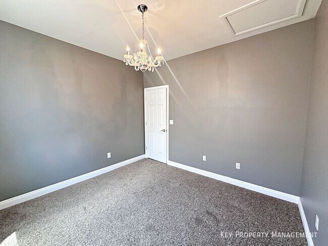 Building Photo - 10076 Bright Charisma Ct
