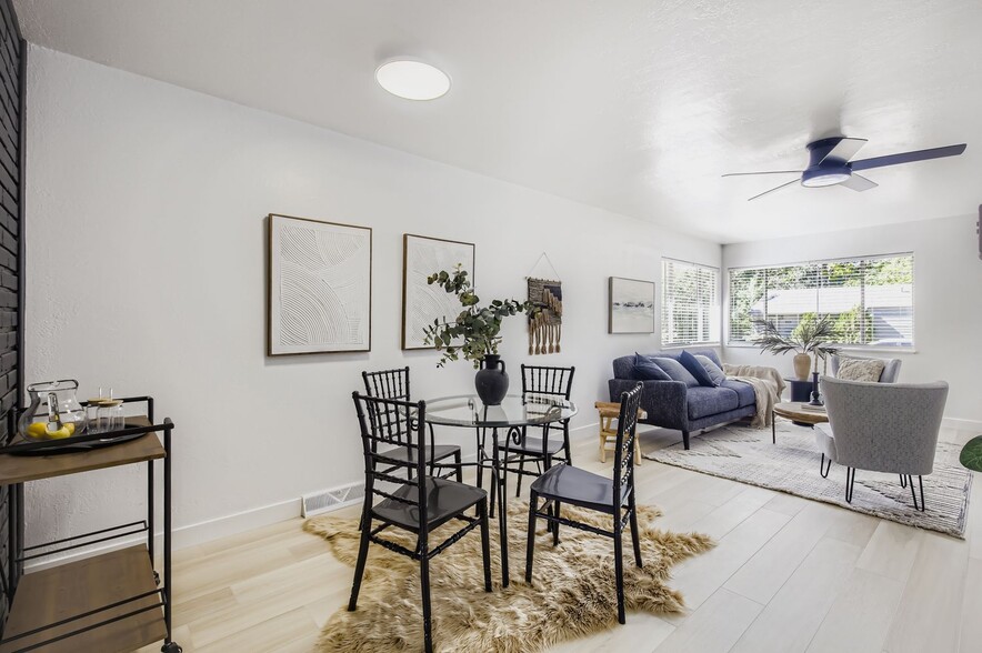 Building Photo - 604 Colorado St