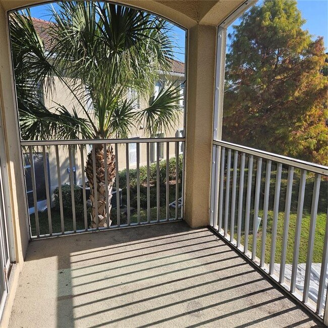 Building Photo - 8259 Enclave Way