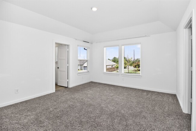 Building Photo - 4226 San Leo Ct