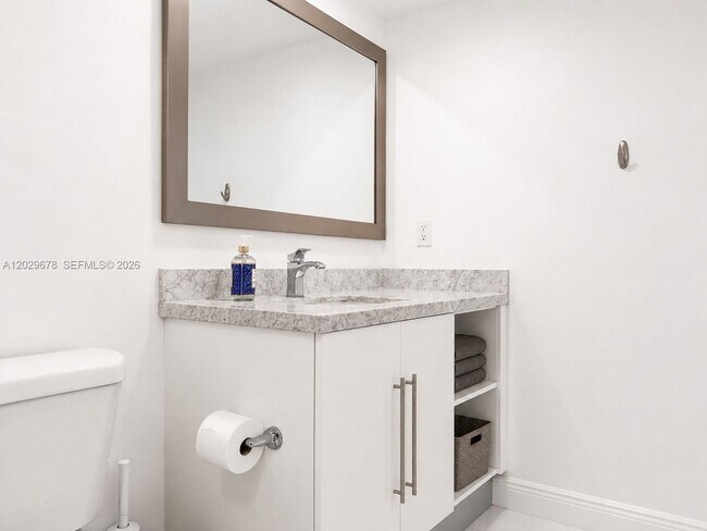 Building Photo - 325 S Biscayne Blvd