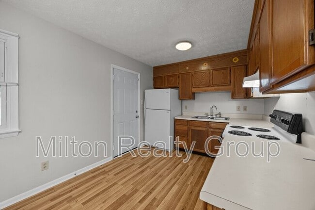 Building Photo - 54 Rolling Springs Dr