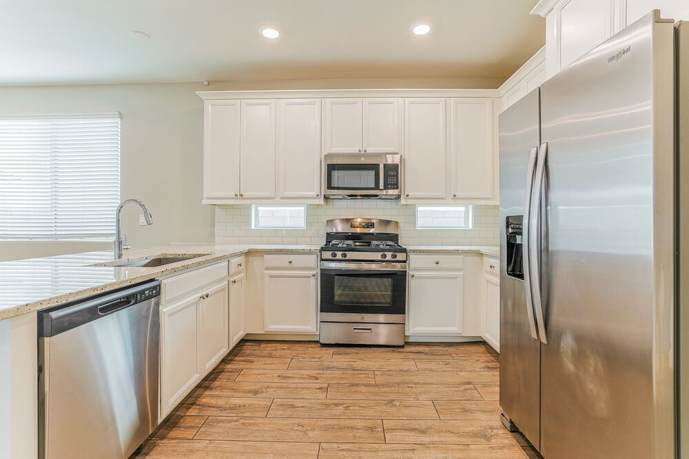 Building Photo - 289 W Tamarack Dr