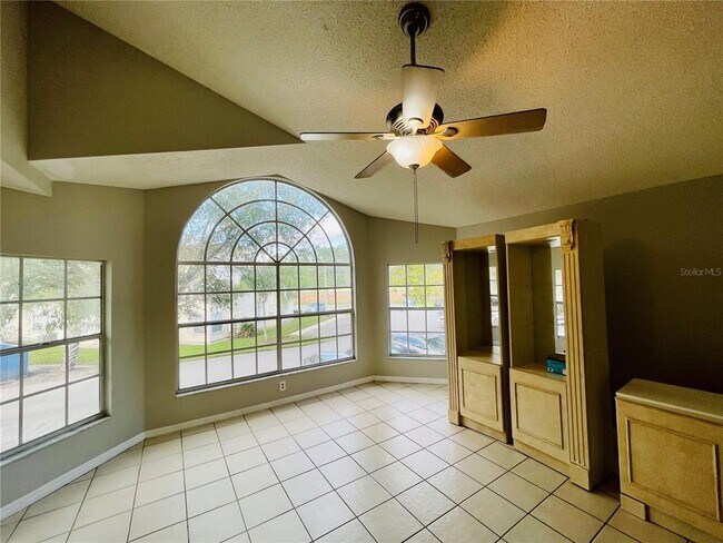 Building Photo - 5015 Laguna Bay Cir