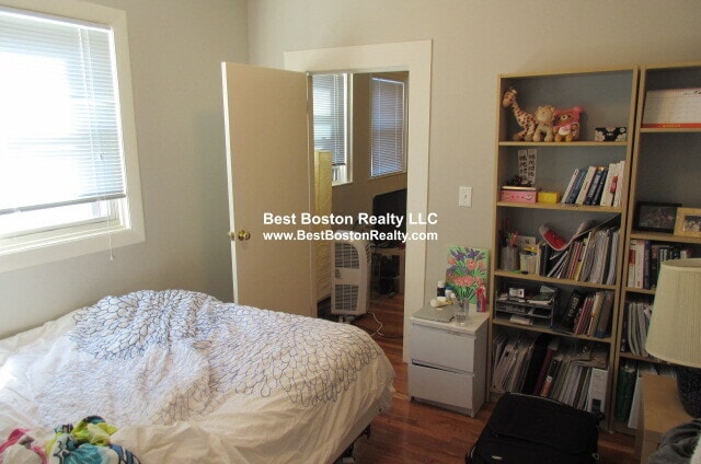 Building Photo - 20 JFK St. Unit 7