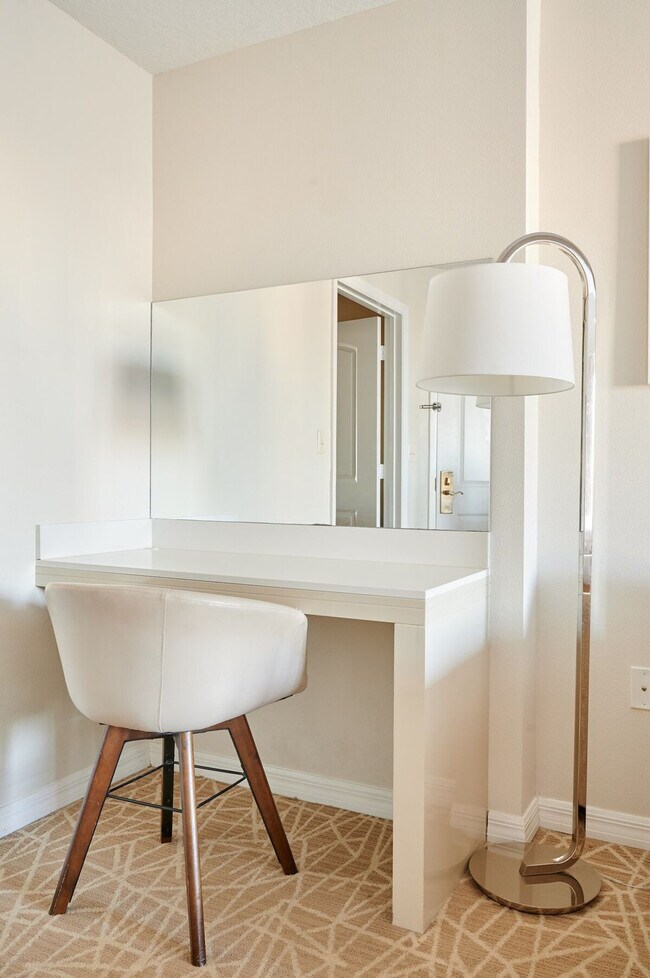 Building Photo - 7299 Universal Blvd