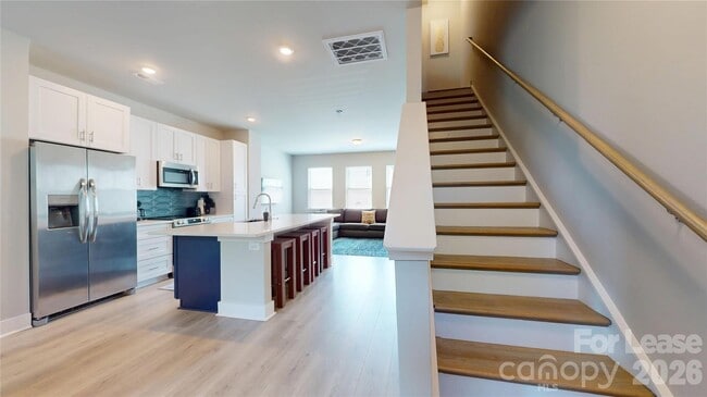 Building Photo - 4110 Salient St