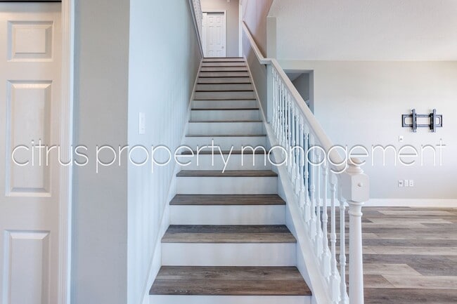 Building Photo - Stunning Double Waterfront 4/3 Home with Dock and Electric Boat Lift