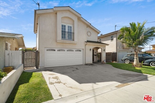 Building Photo - 4128 W 122nd St