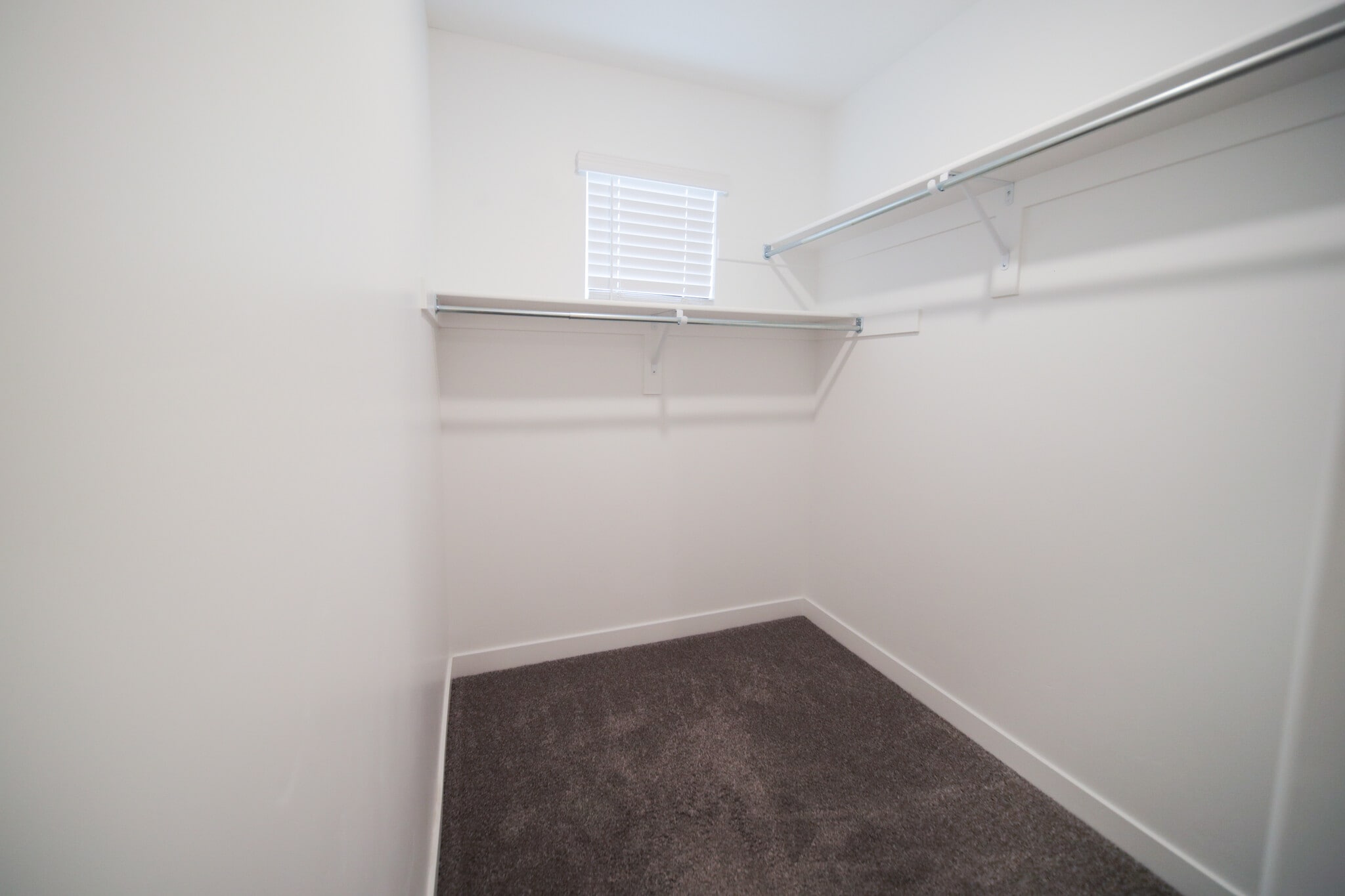 Building Photo - 1737 S Devils Garden Ln