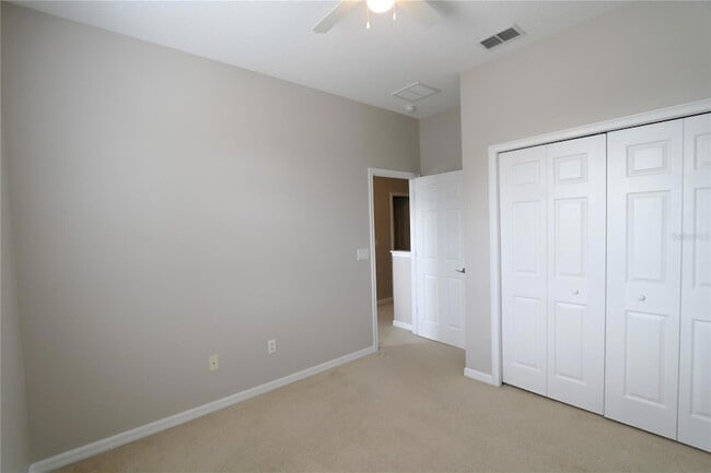 Building Photo - 622 Breezeway Ct
