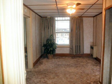 Building Photo - 24 Main St S