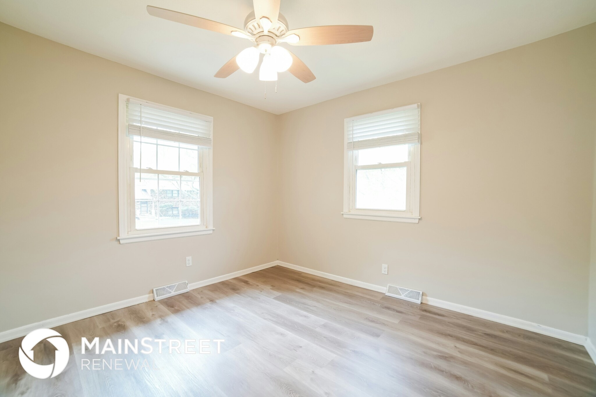 Building Photo - 2420 NW 4th St