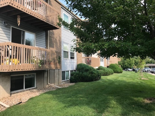 Primary Photo - Two Bedroom Condo For Rent In Louisville
