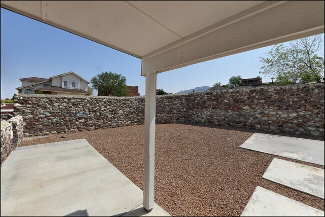 Building Photo - Coming Soon!