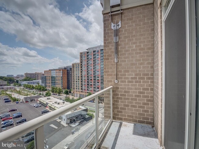 Building Photo - 820 N Pollard St