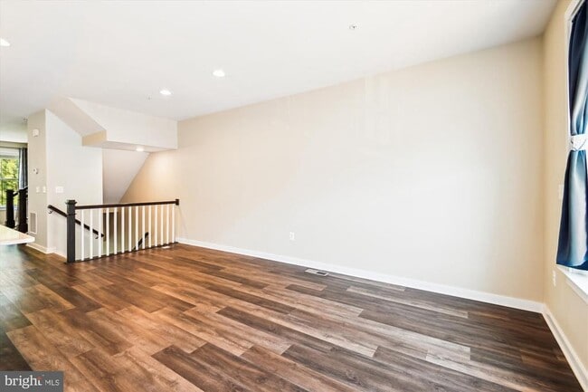 Building Photo - 1679 Signalman Ct