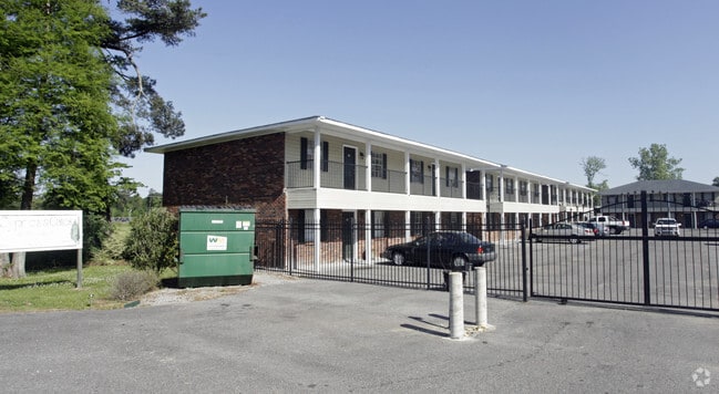 Primary Photo - Cypress Gates Apartments
