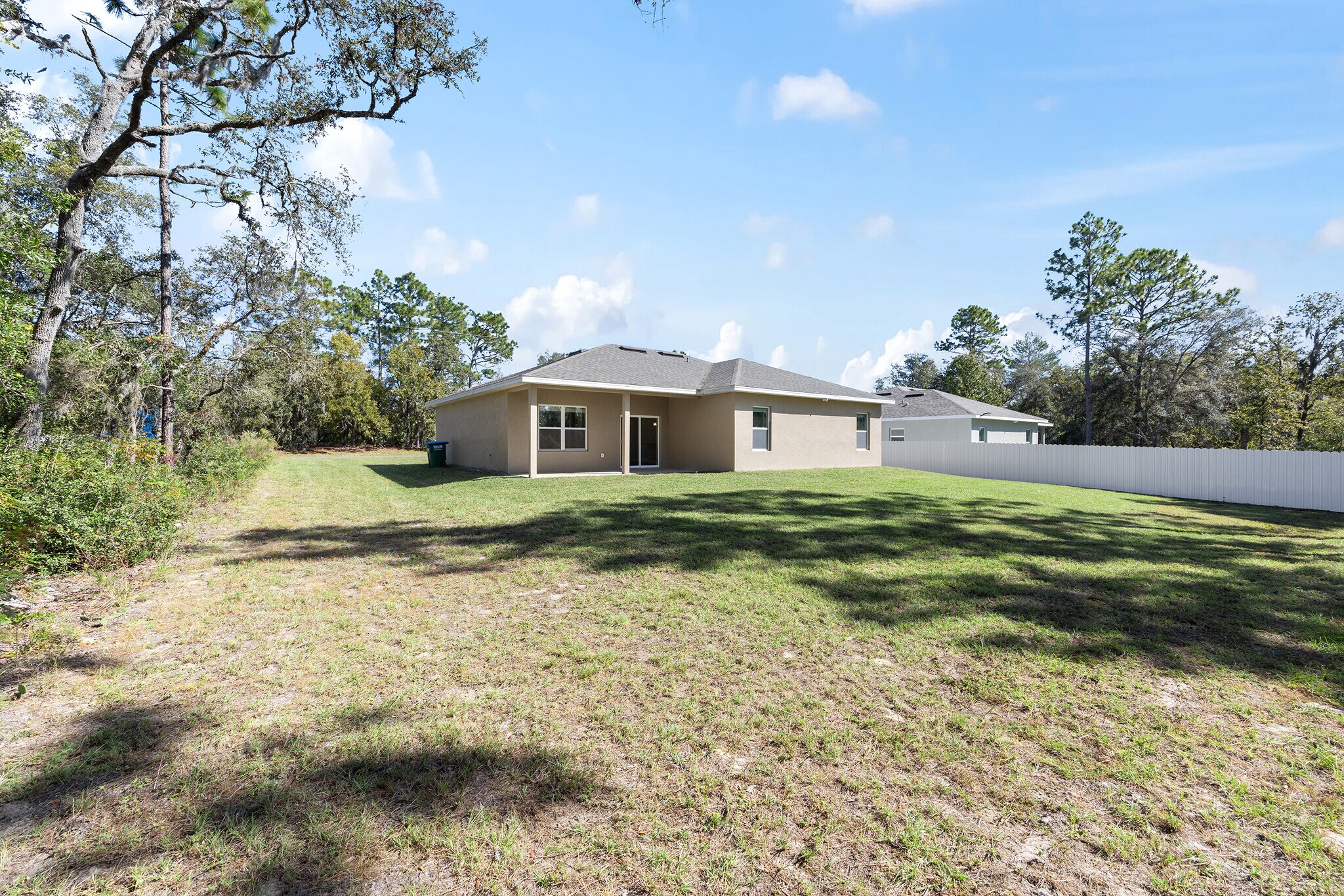 Building Photo - 5998 SW 154th Street Rd