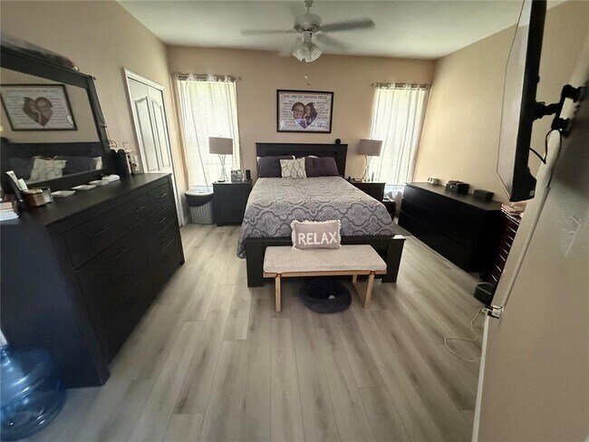 Building Photo - 5511 Legacy Crescent Pl
